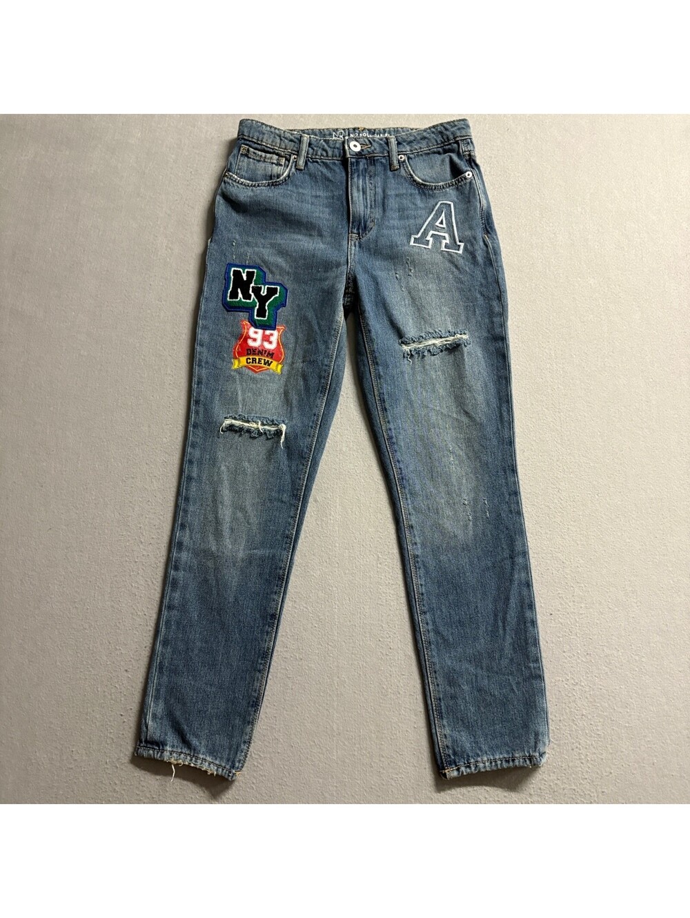 No Boundaries Distressed Patch Jeans Womens Blue Medium Wash Straight Leg Denim